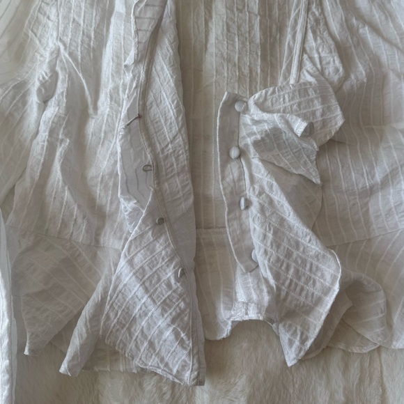 Zara Cropped Ruffled Button Down - Picture 4 of 4